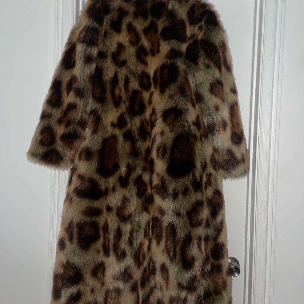 Donna Salyers Fabulous Faux Fur Feline Fine Luxurious Coat 1st Sample Sz XS NWT - Picture 10 of 10